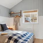 3 Bedroom Stunning In *